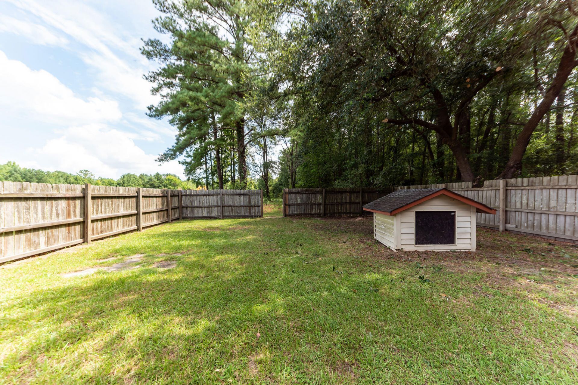 2126 State Road Photo 45