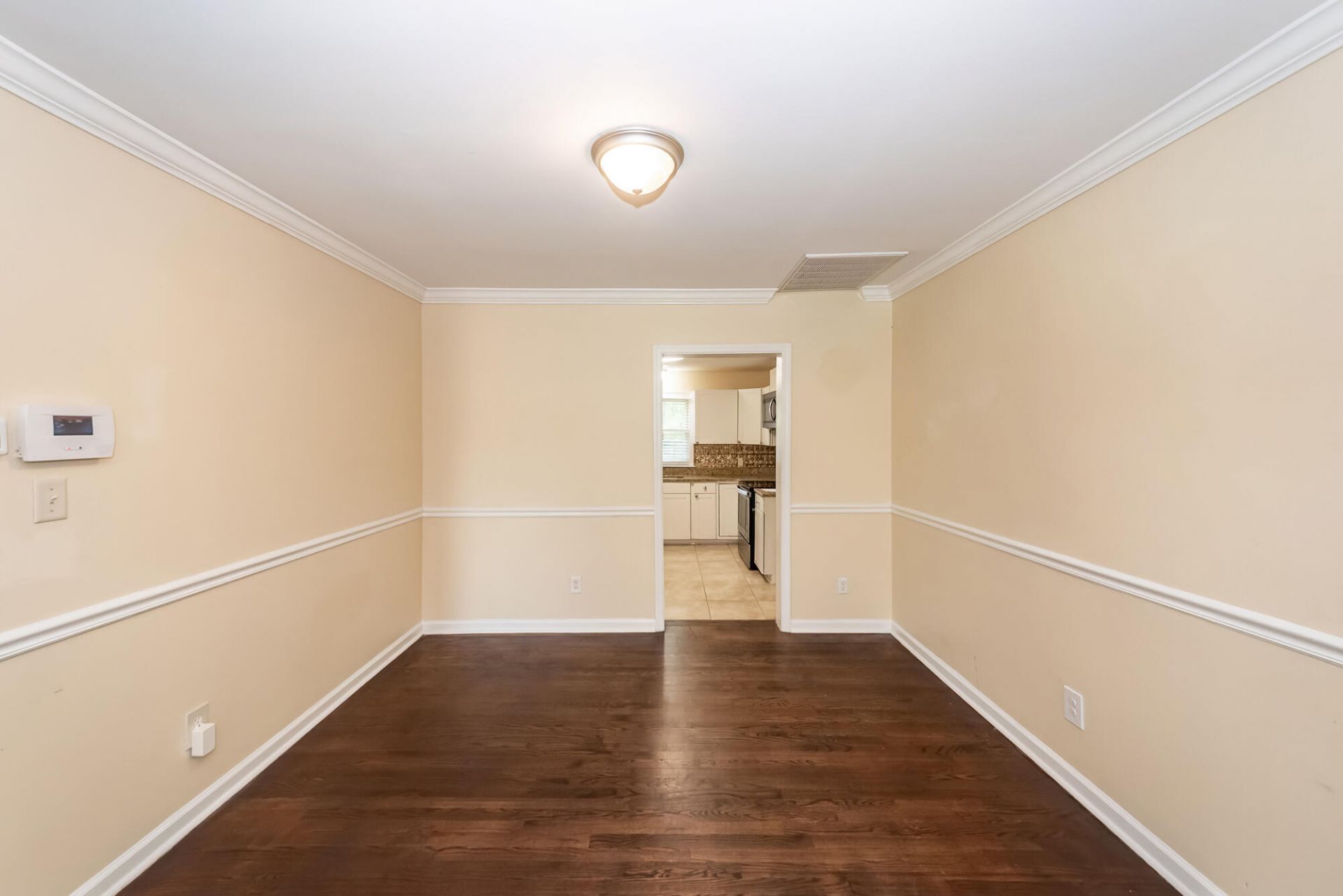 2126 State Road Photo 8
