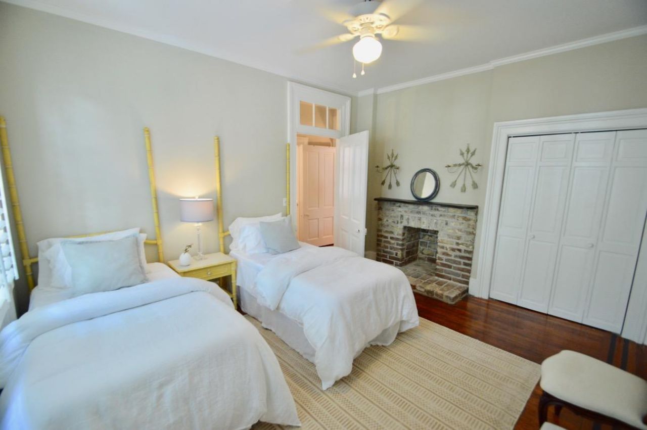 168 Broad Street Photo 9