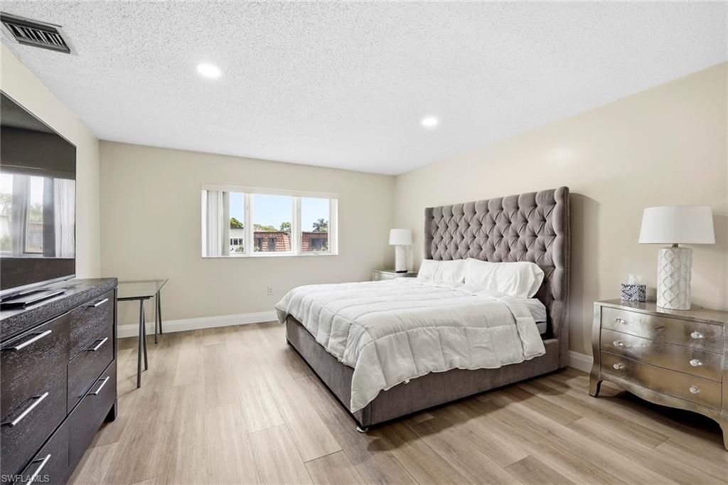 428 Meadowlark Ln , Unit 428-B, Naples, FL 34105 Photo