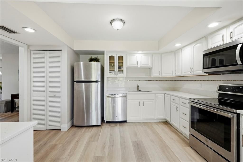 428 Meadowlark Ln , Unit 428-B, Naples, FL 34105 Photo