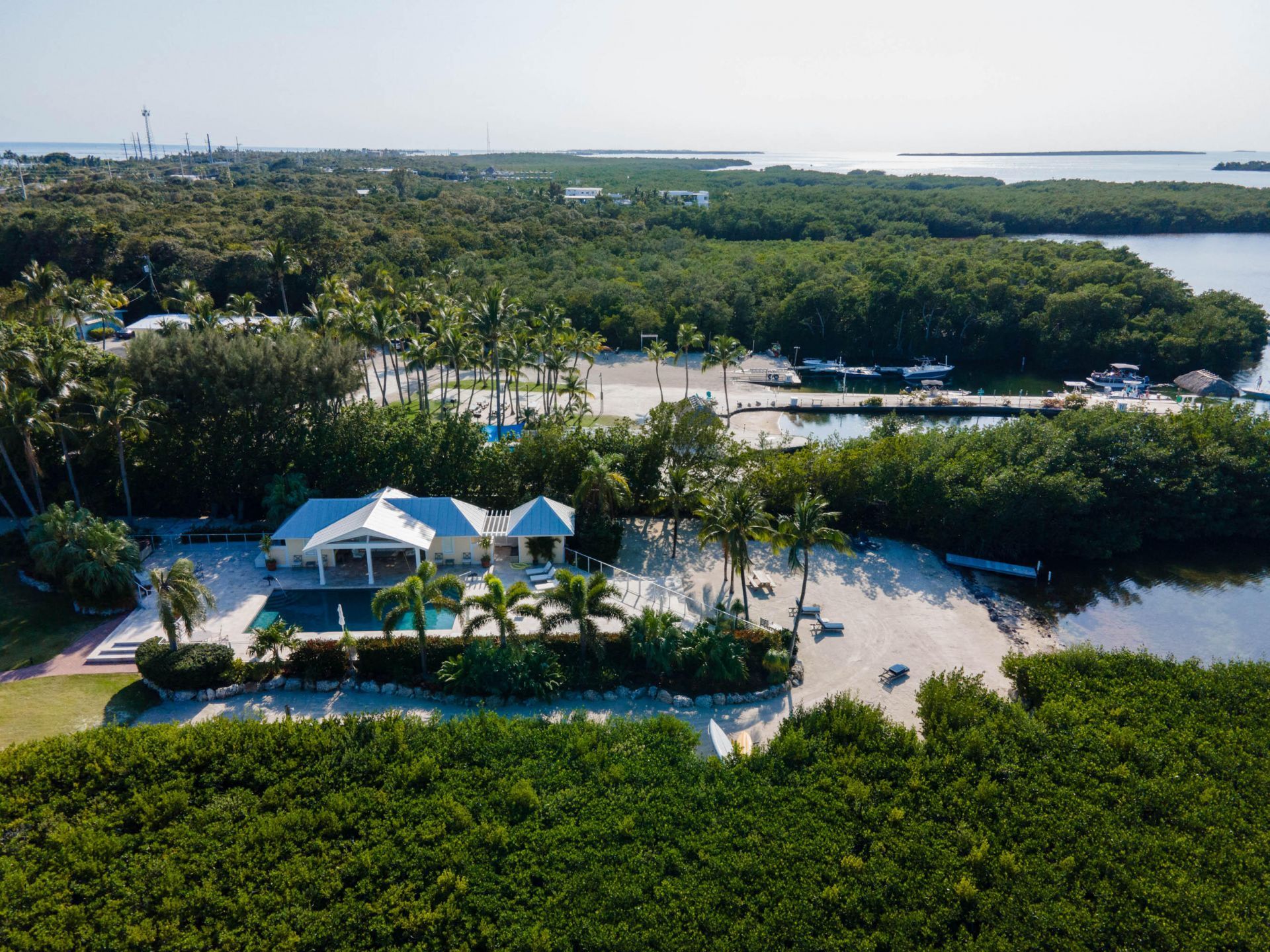 81250 Overseas Highway, Unit 2, Islamorada, FL 33036 Photo