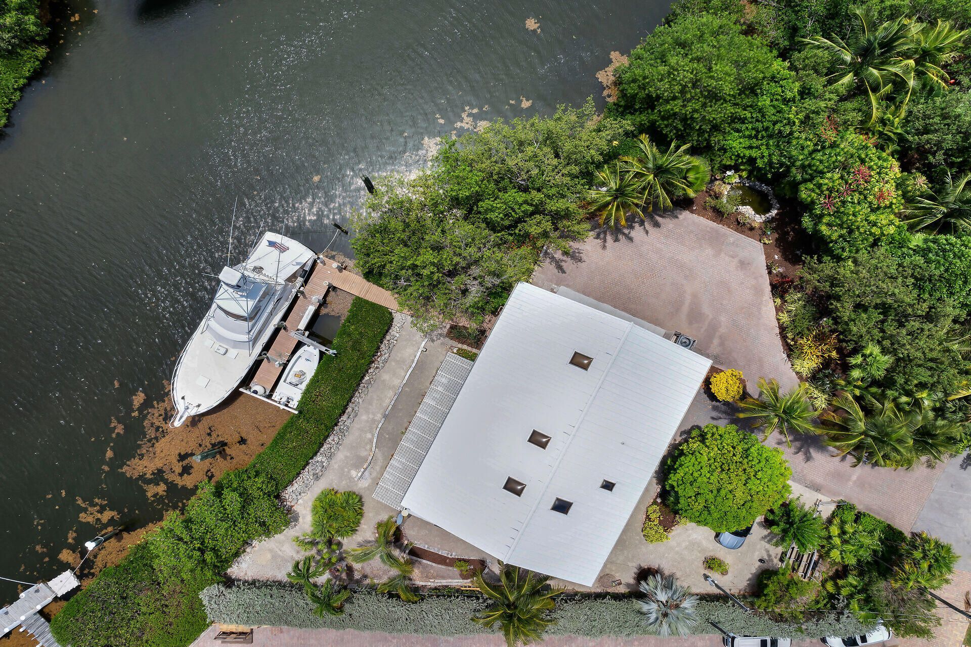 870 Copa D Oro, Marathon, FL 33050 Photo