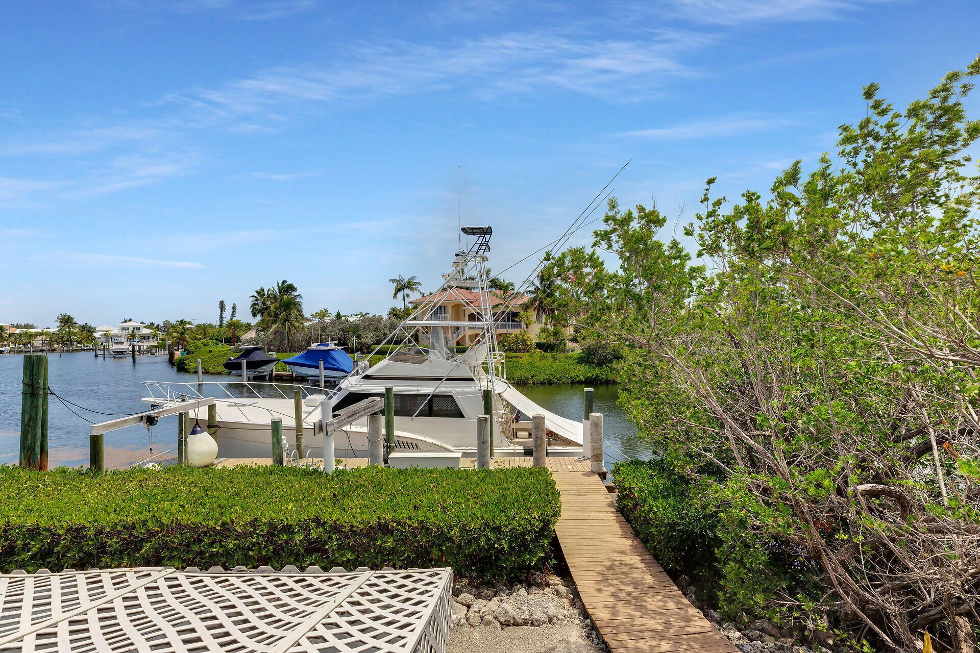 870 Copa D Oro, Marathon, FL 33050 Photo
