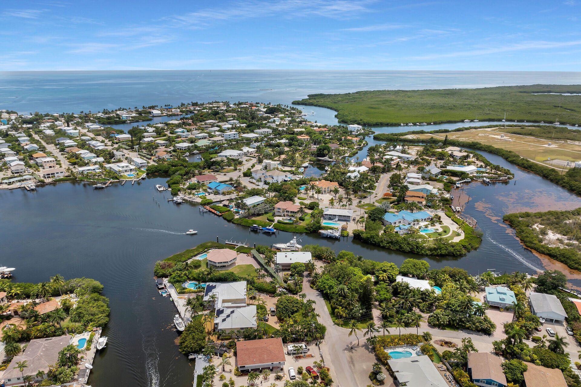 870 Copa D Oro, Marathon, FL 33050 Photo
