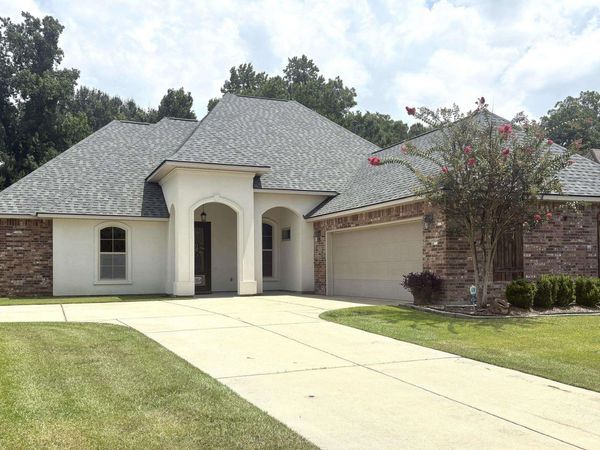 4354 Union Dr, Addis, LA 70710