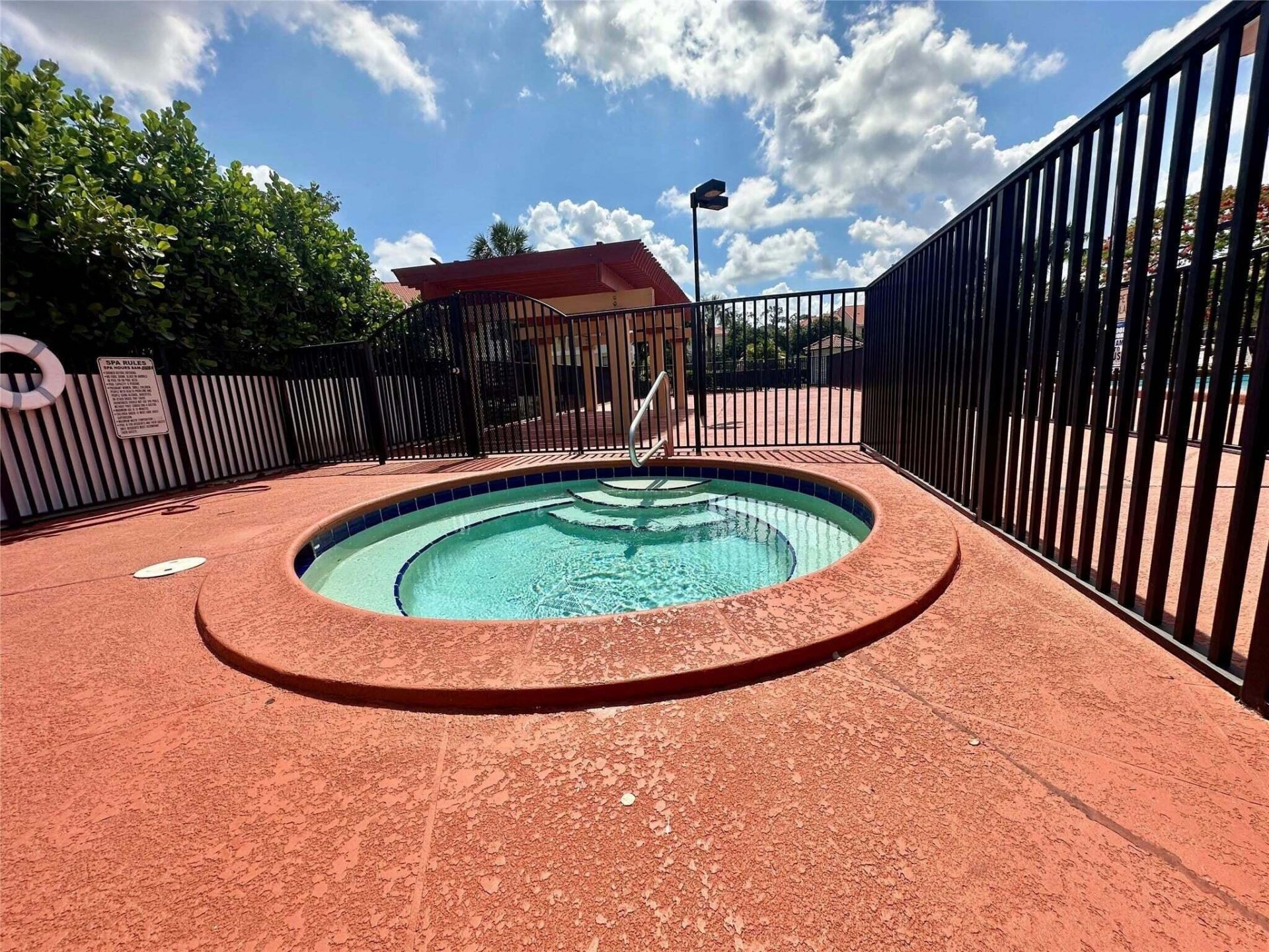 5701 Riverside Drive, Unit 205B6, Coral Springs, FL 33067 Photo