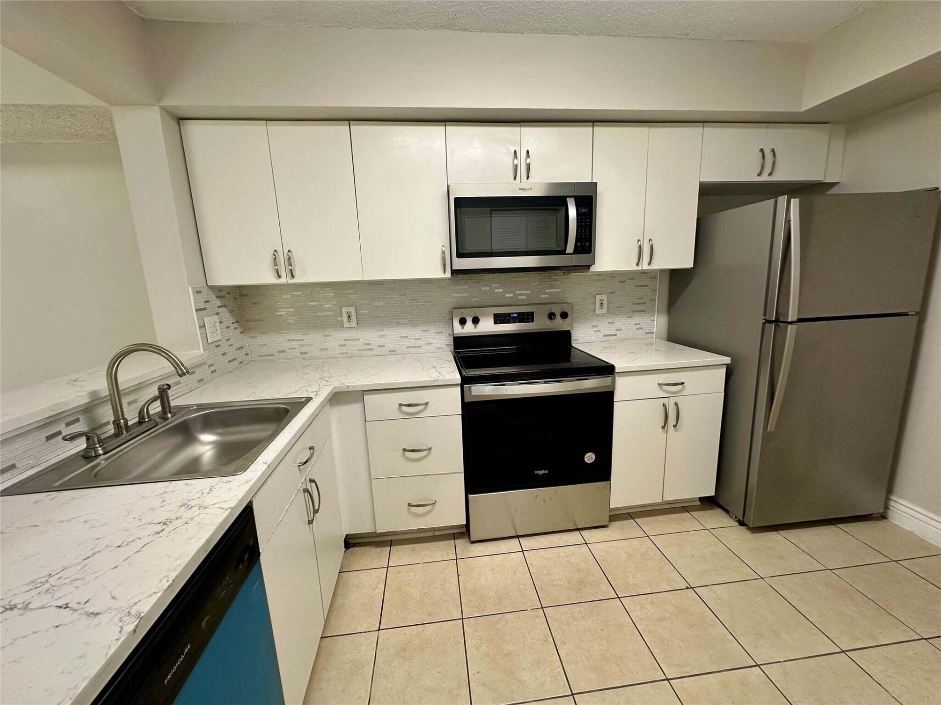 5701 Riverside Drive, Unit 205B6, Coral Springs, FL 33067 Photo