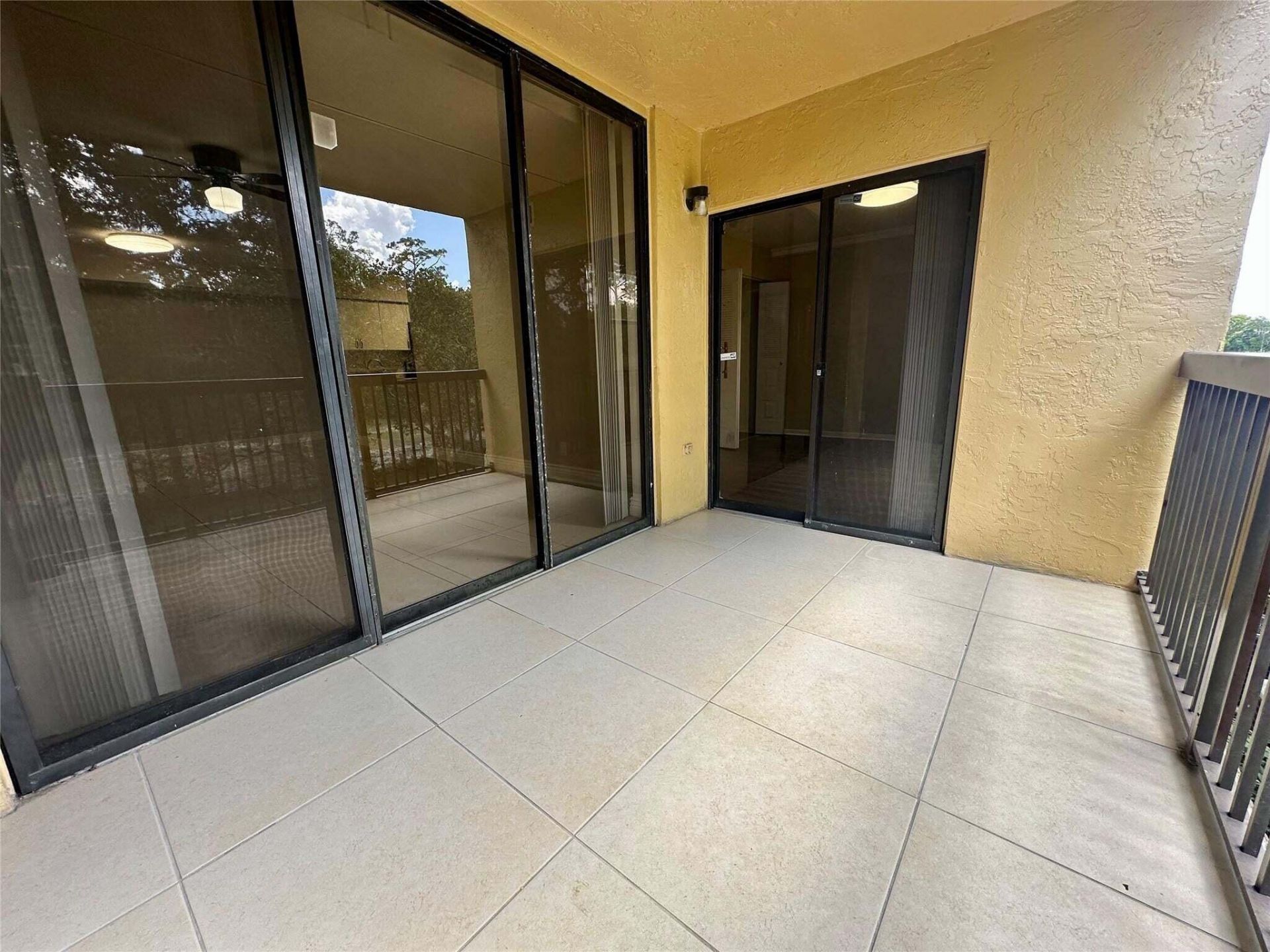 5701 Riverside Drive, Unit 205B6, Coral Springs, FL 33067 Photo