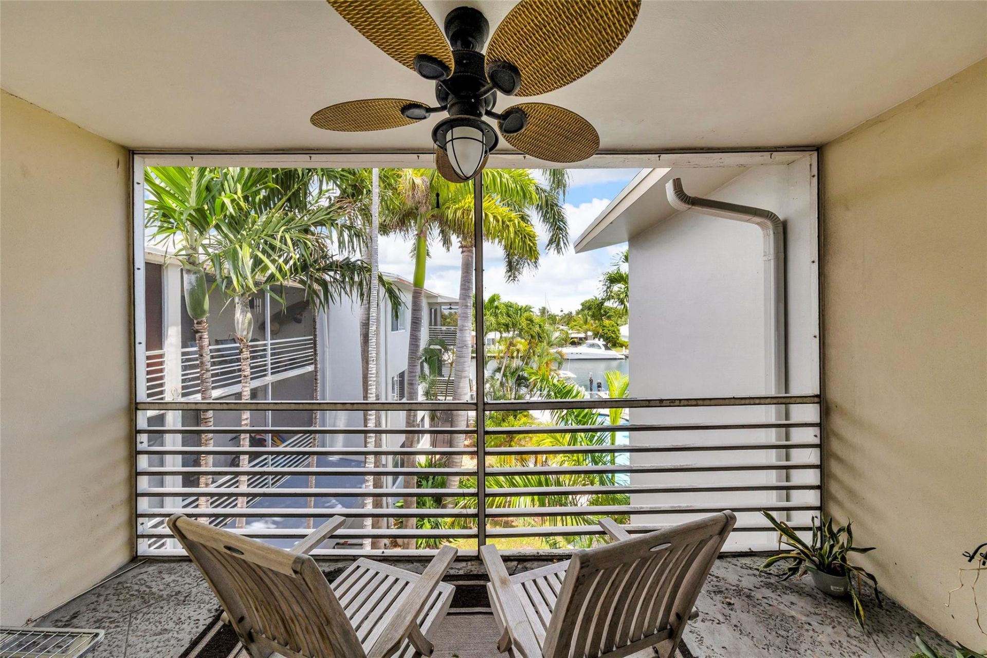 1535 SE 15th Street, Unit 305, Fort Lauderdale, FL 33316 Photo
