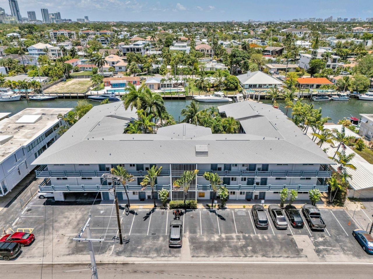 1535 SE 15th Street, Unit 305, Fort Lauderdale, FL 33316 Photo