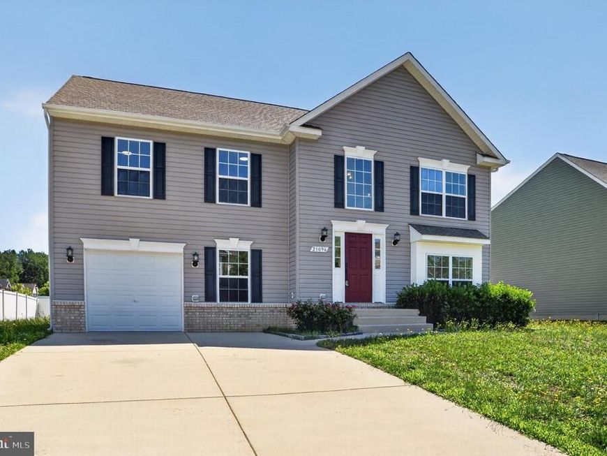 21096 Lizson Court, California, MD 20619 Main Photo