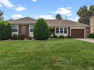 619 Hiatt Avenue, Wilmington, OH 45177