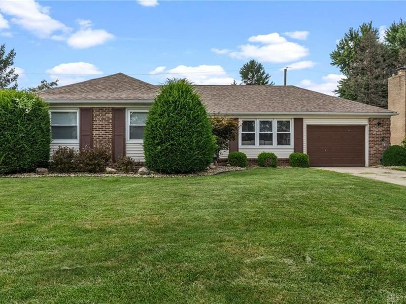 619 Hiatt Avenue, Wilmington, OH 45177 Photo 1