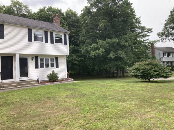 6 Carol Drive, Unit 6, Franklin, MA 02038