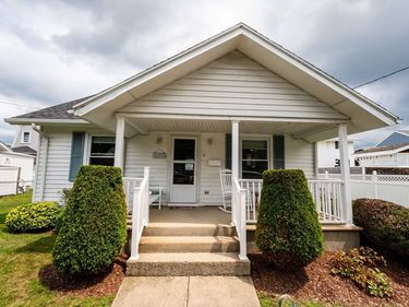6 Weston Street, Hull, MA 02045