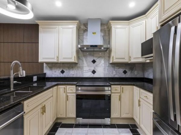 29 Fessenden, Unit 3, Boston, MA 02126