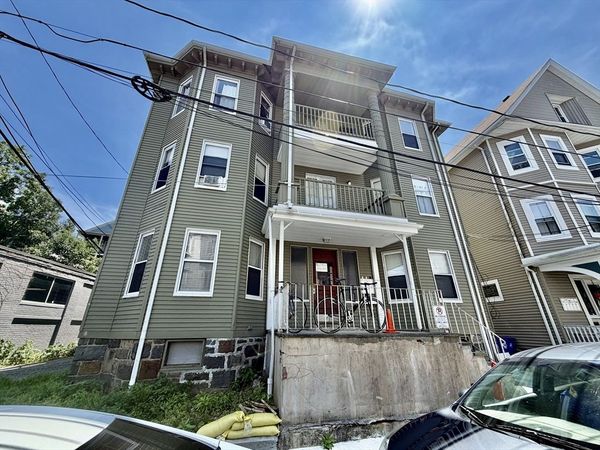 17 E Milton Rd, Unit 1a, Brookline, MA 02445