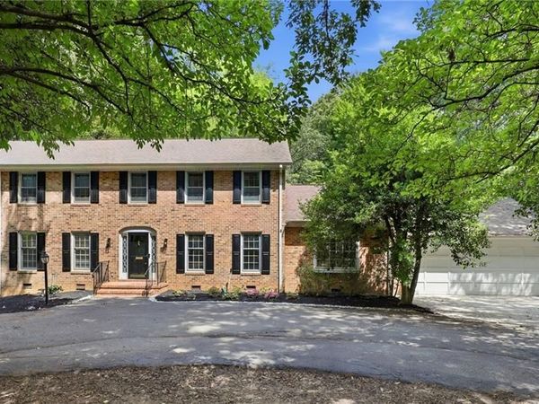 1310 Westridge Road , Greensboro, NC 27410