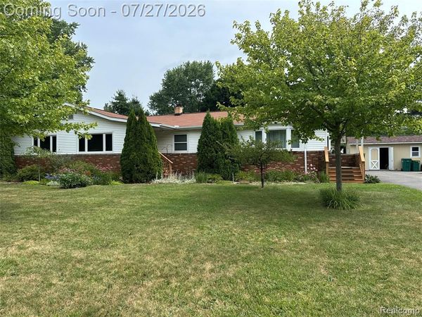 10350 Davisburg Road, Springfield Twp, MI 48350
