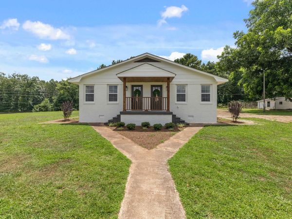 213 Sterling Blvd, Sheffield, AL 35660