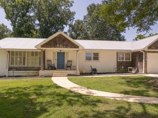 704 4th Ave SW, Red Bay, AL 35582