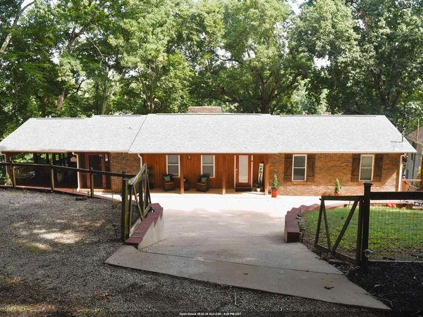 570 Shoals Ave, Killen, AL 35645