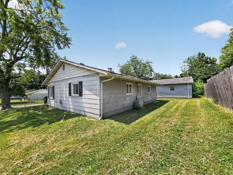 2454 Schon Drive, Colerain Township, OH 45231 Photo 3