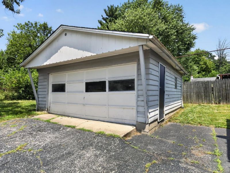 2454 Schon Drive, Colerain Township, OH 45231 Photo 6