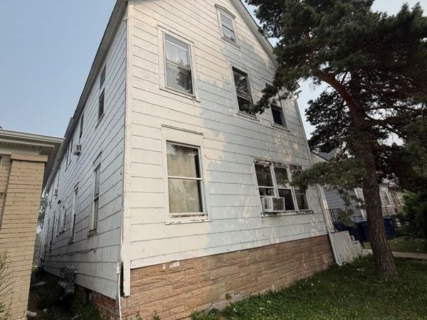 1309 Jackson Street , North Chicago, IL 60064