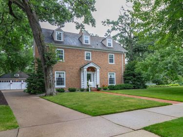 3655 47th Avenue S, Minneapolis, MN 55406