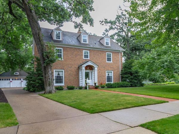 3655 47th Avenue S, Minneapolis, MN 55406