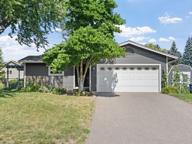 3460 Spruce Trail SW, Prior Lake, MN 55372