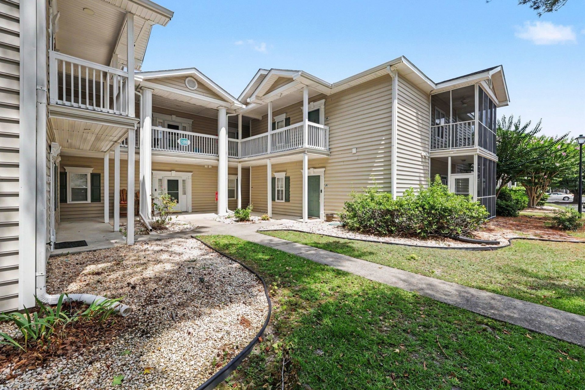 3110 Sweetwater Blvd.  Photo 4