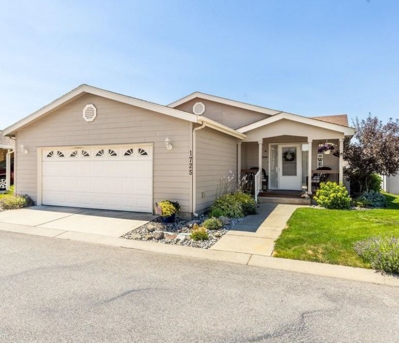 1725 N Hodges Ln, Spokane Valley, WA 99016 Main Photo