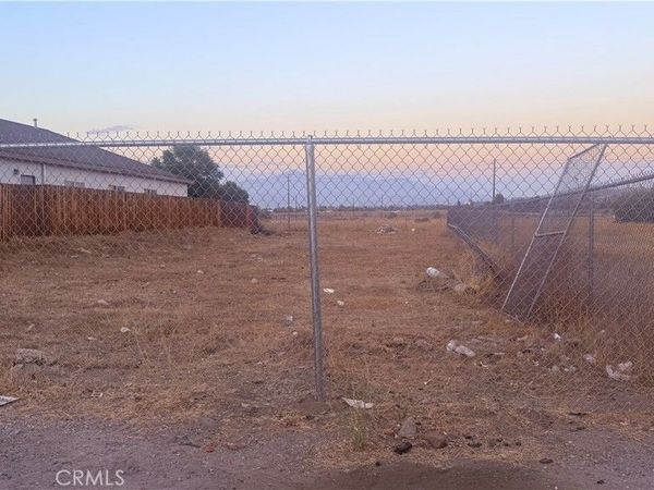 970 Florez , Colton, CA 92324