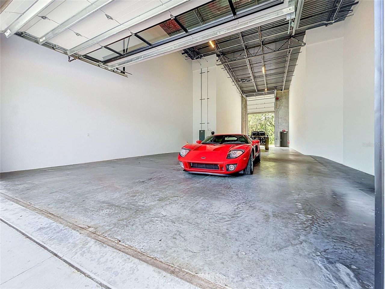6500 Motor Enclave Way, Unit #1103, Tampa, FL 33610 Photo