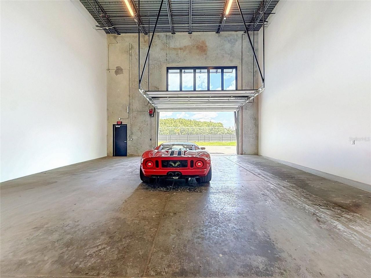 6500 Motor Enclave Way, Unit #1103, Tampa, FL 33610 Photo