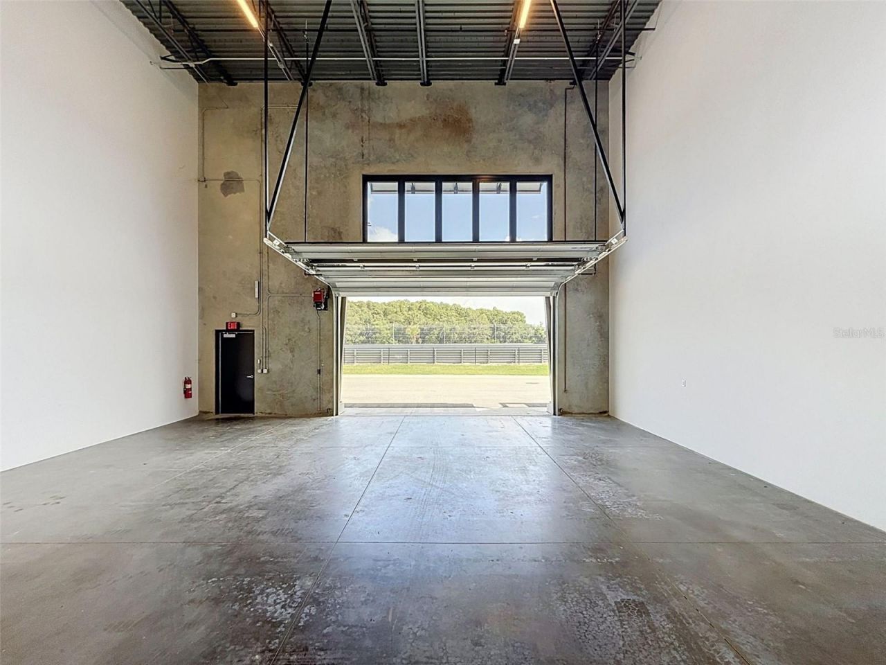 6500 Motor Enclave Way, Unit #1103, Tampa, FL 33610 Photo