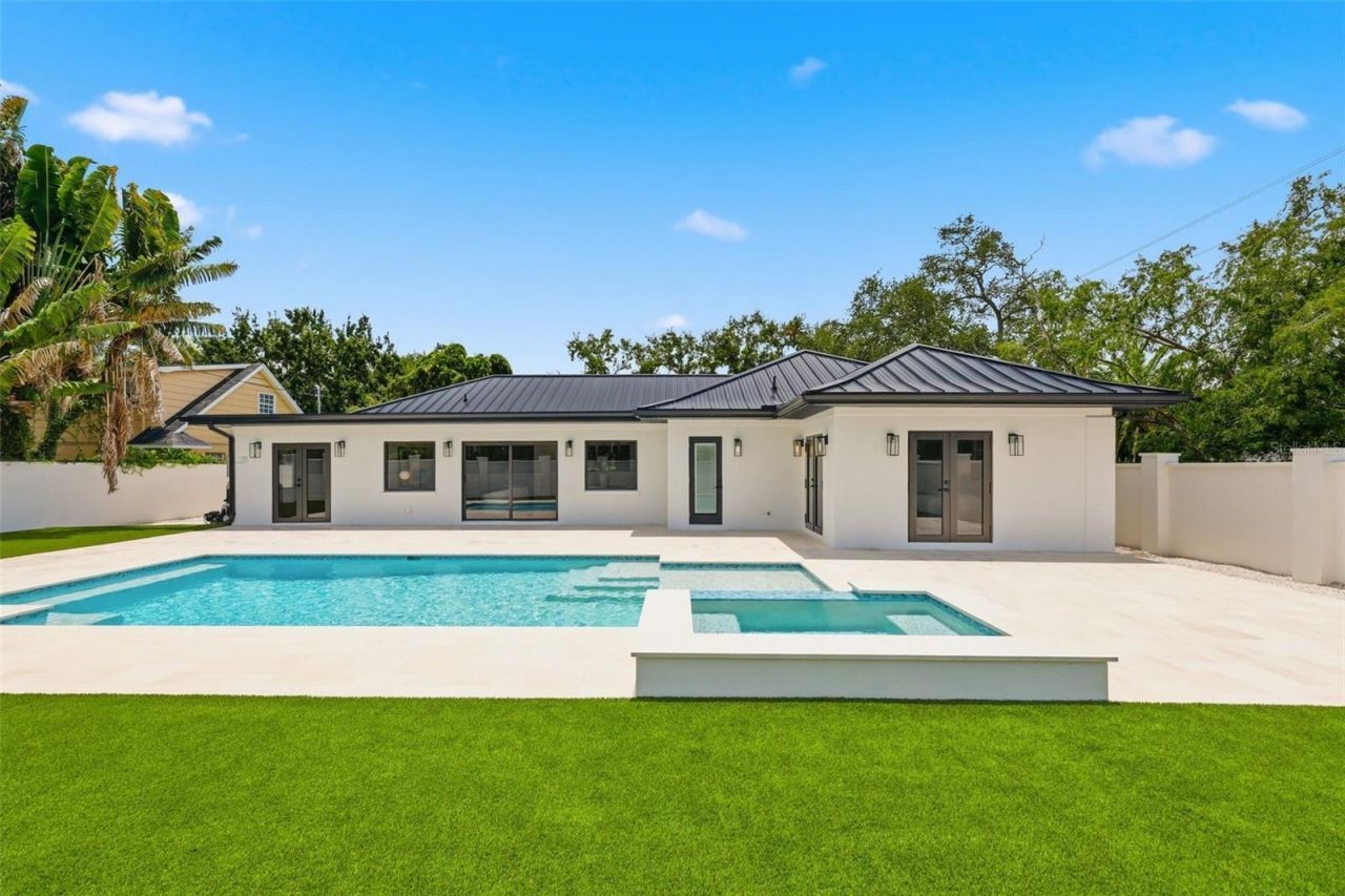 2823 W Morrison Avenue, Tampa, FL 33629 Photo