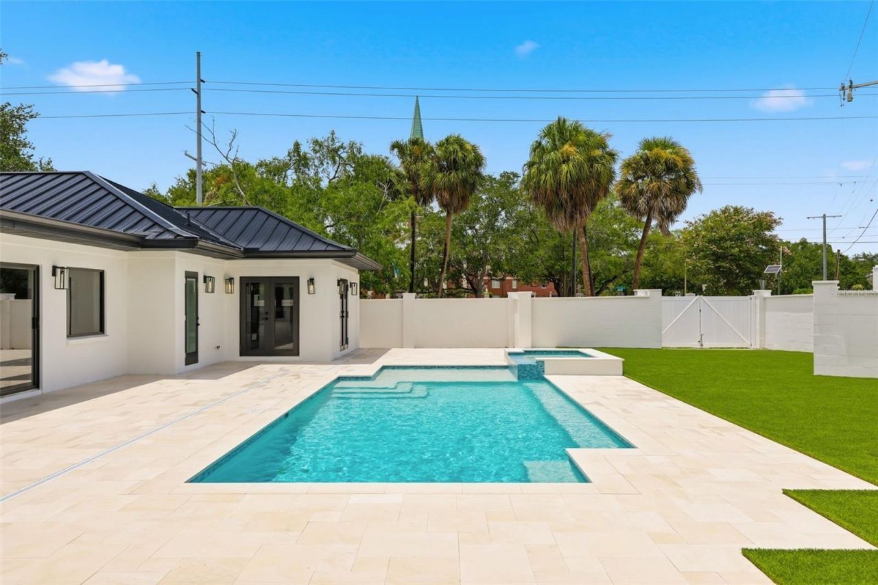 2823 W Morrison Avenue, Tampa, FL 33629 Photo