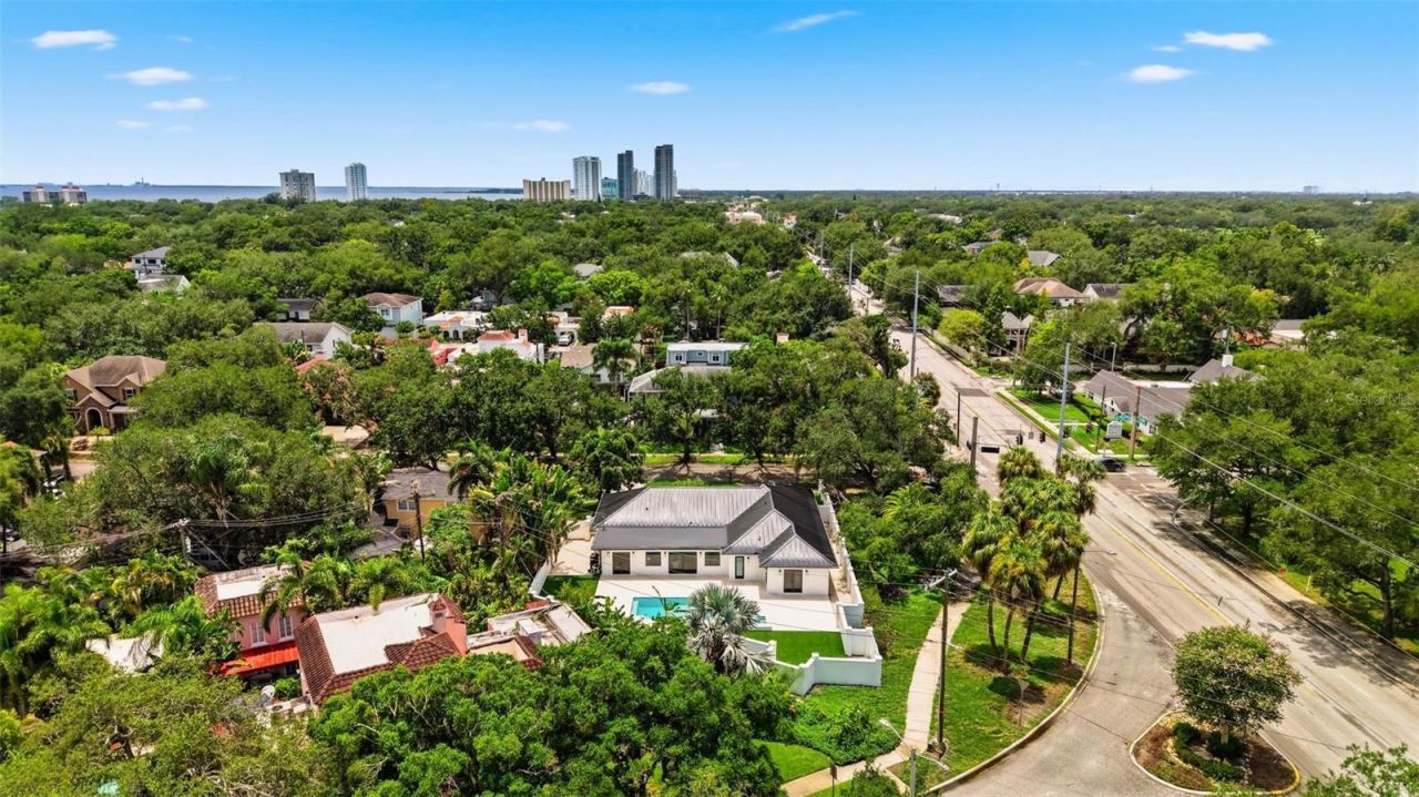 2823 W Morrison Avenue, Tampa, FL 33629 Photo