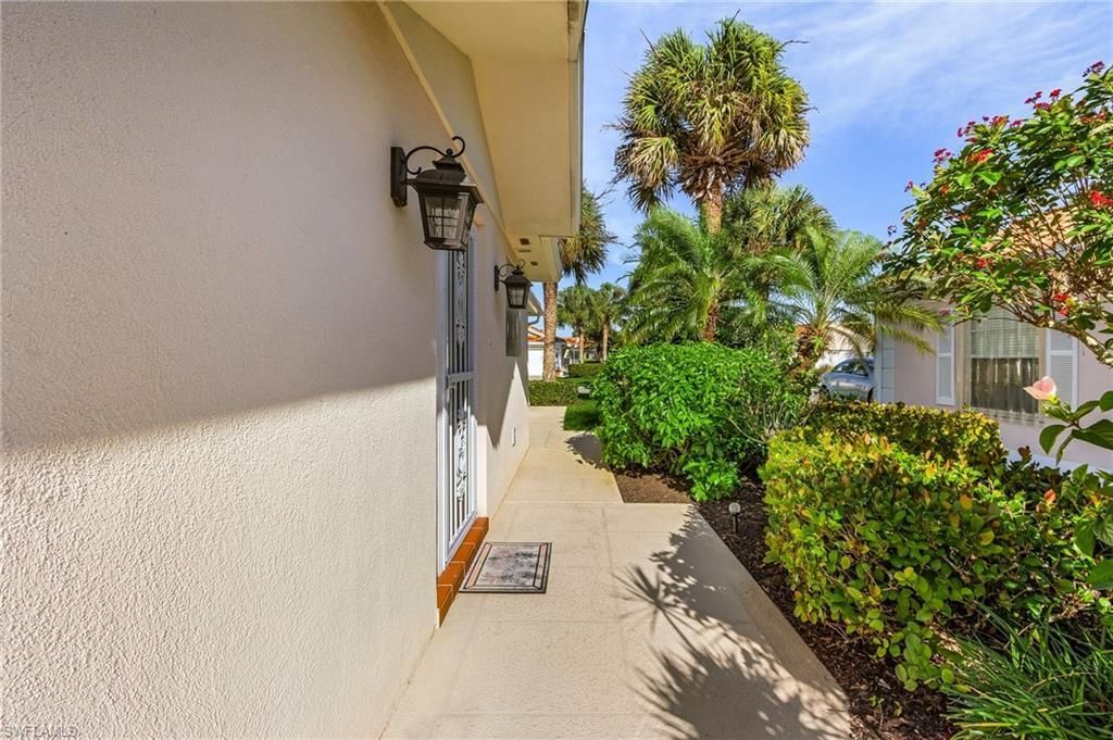 4147 Los Altos Ct , Naples, FL 34109 Photo