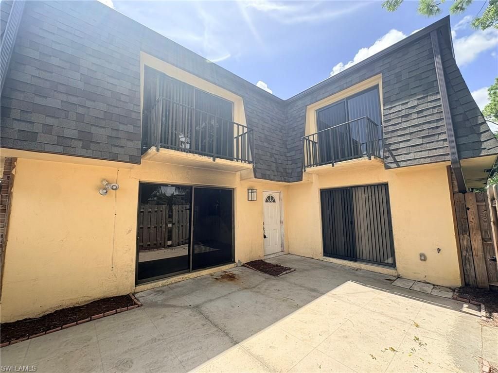 5584 Malt Dr, Unit 4, Fort Myers, FL 33907 Photo