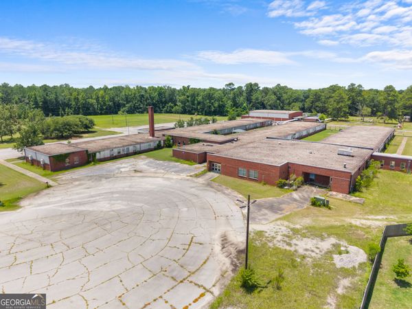 220 Landrum Drive, Millen, GA 30442