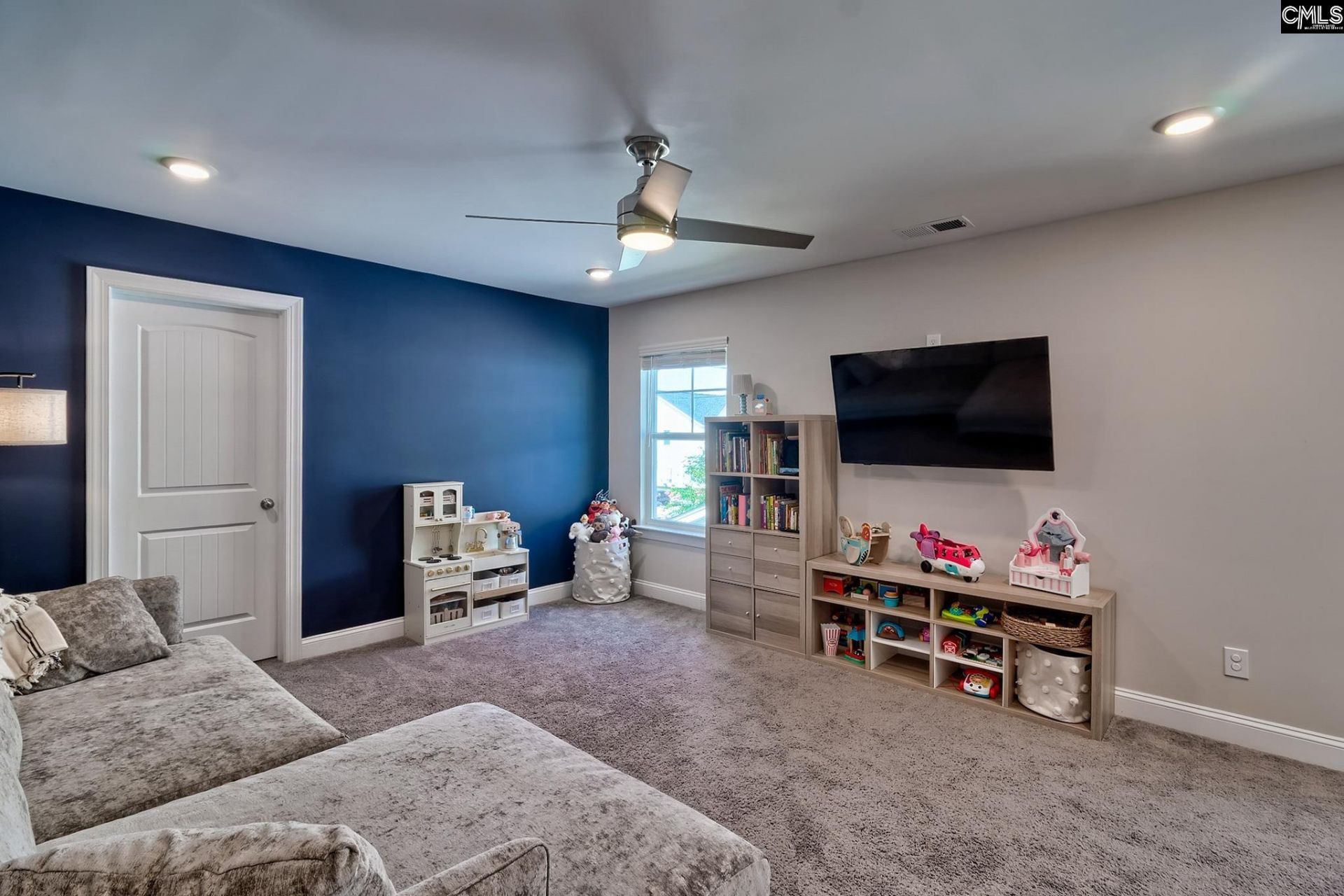 158 Hadleigh Drive  Photo 31