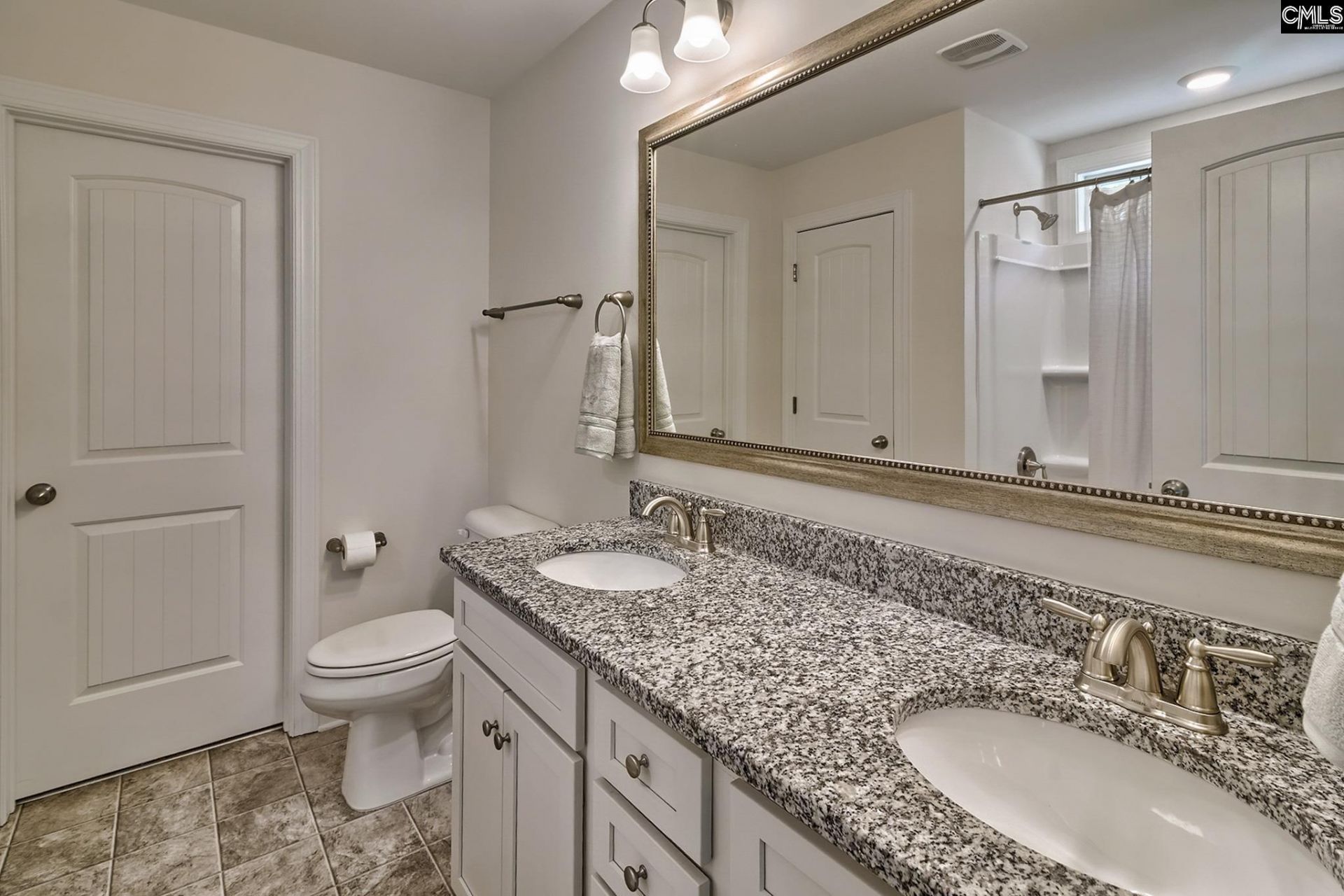 158 Hadleigh Drive  Photo 36