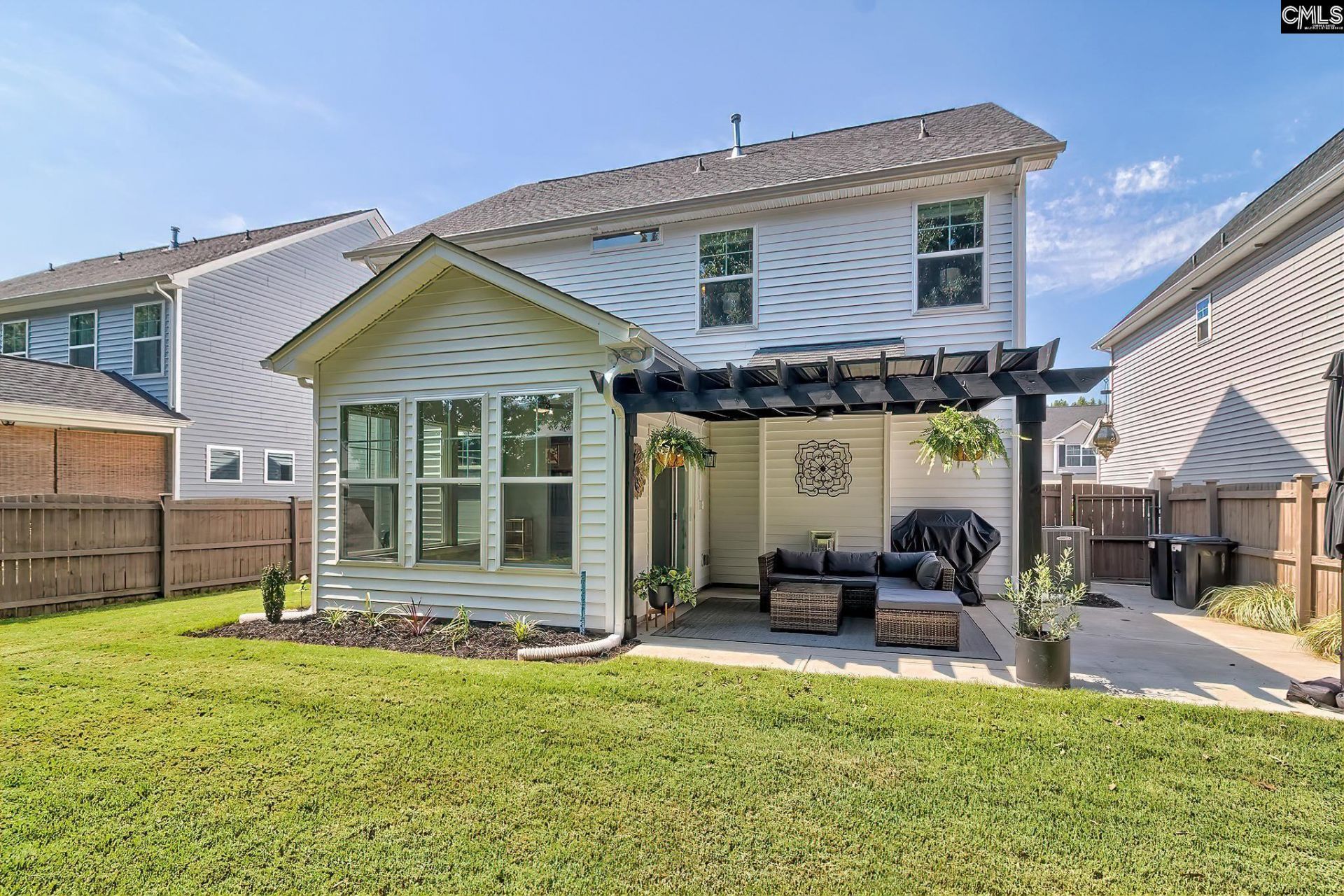 158 Hadleigh Drive  Photo 6