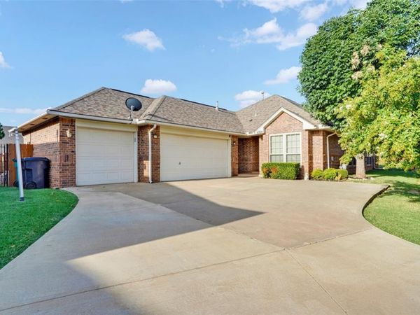 6924 NW 134th Terrace, Oklahoma City, OK 73142