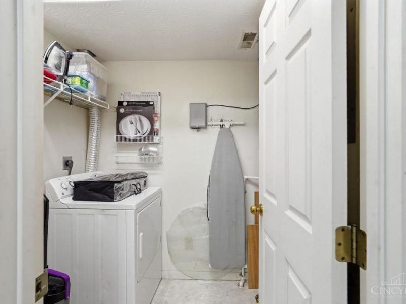 9940 Regatta Drive, Unit 302, Colerain Township, OH 45252 Photo 19
